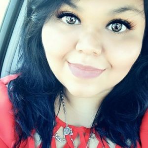 Meet your Posher, Rayza ♡